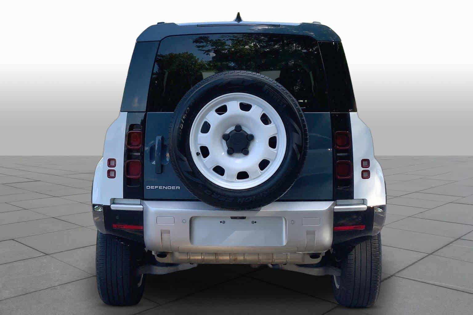 Used 2024 Land Rover Defender 110 S AWD/4WD image 5