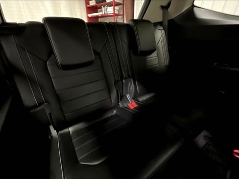 Used 2021 Volkswagen Atlas SEL Premium image 28