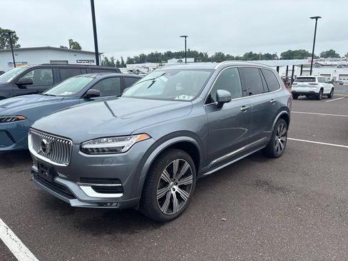 Used 2020 Volvo XC90 T6 Inscription w/ Protection Package Premier AWD/4WD image 4