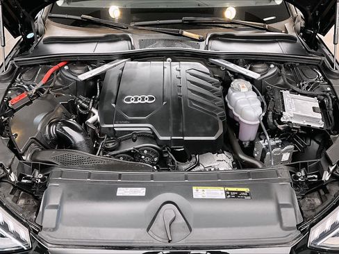 Used 2023 Audi A4 2.0T Premium w/ Convenience Package image 30