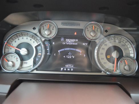 Used 2015 RAM 1500 Laramie Longhorn w/ Convenience Group AWD/4WD image 14