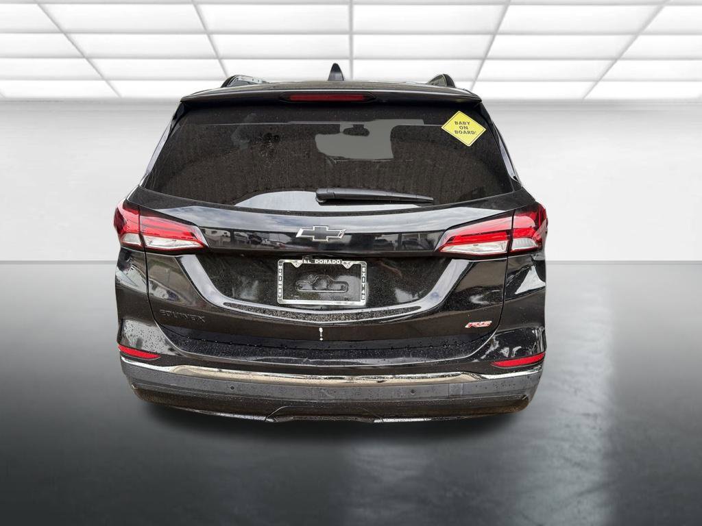 Used 2023 Chevrolet Equinox RS w/ RS Leather Package FWD image 3