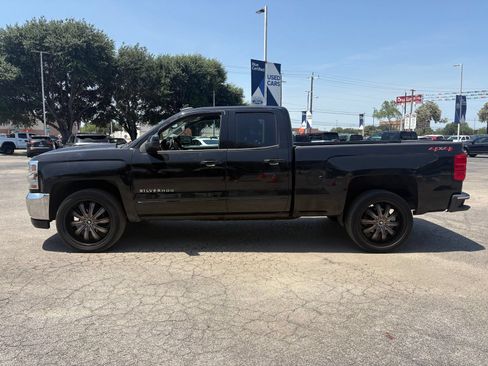 Used 2018 Chevrolet Silverado 1500 LT w/ All Star Edition AWD/4WD image 8