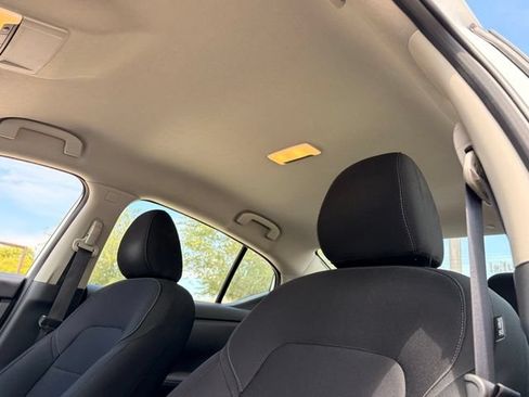 Used 2024 Nissan Sentra S FWD image 16