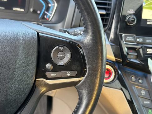 Used 2019 Honda Odyssey Elite image 23