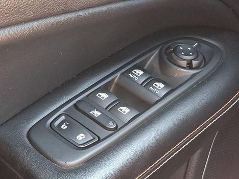 Used 2018 Jeep Compass Sport AWD/4WD image 24