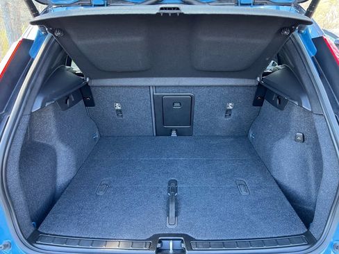 Certified 2023 Volvo XC40 Recharge Ultimate AWD/4WD image 27