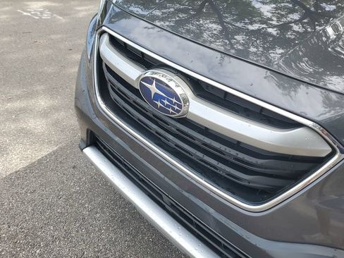 Used 2020 Subaru Outback Limited AWD/4WD image 9