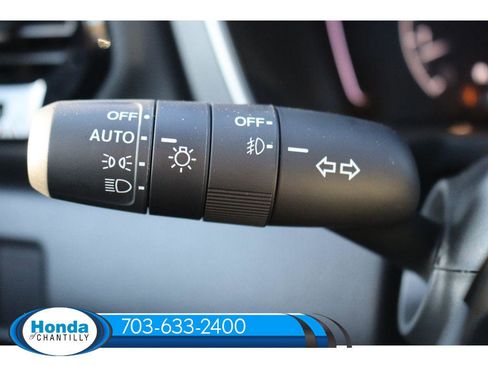 New 2025 Honda Pilot Touring image 12