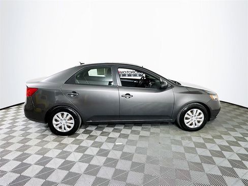 Used 2013 Kia Forte EX image 8