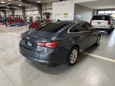 Used 2020 Chevrolet Malibu LT FWD image 7