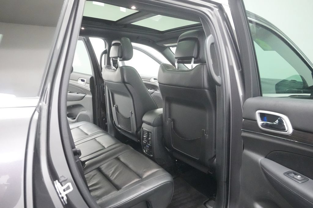 Used 2016 Jeep Grand Cherokee High Altitude AWD/4WD image 31