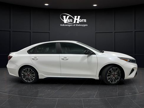 Used 2023 Kia Forte GT FWD image 8