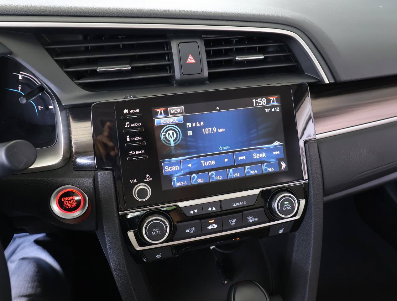 Used 2021 Honda Civic EX-L image 42