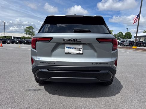 New 2026 GMC Terrain Elevation w/ Black Edition FWD image 9