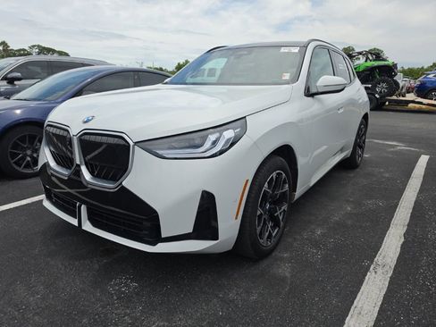 Used 2025 BMW X3 xDrive30i AWD/4WD image 4