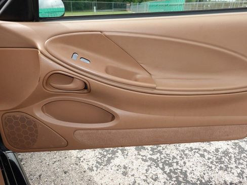 Used 1998 Ford Mustang Convertible RWD image 21