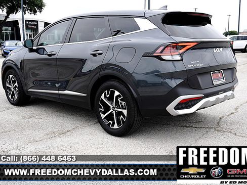 Used 2024 Kia Sportage EX FWD image 33