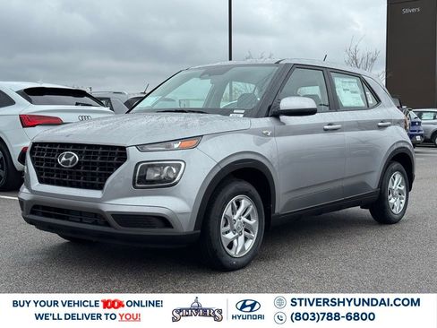 New 2026 Hyundai Venue SE image 8