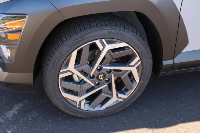New 2027 Hyundai Kona SEL Premium FWD image 7