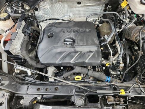 Used 2022 Buick Encore GX Select w/ Sport Touring Package image 31