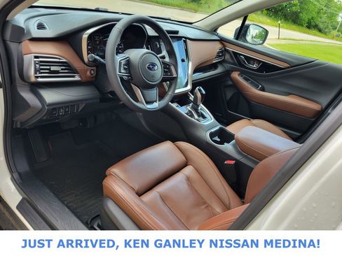 Used 2022 Subaru Outback Touring AWD/4WD image 9