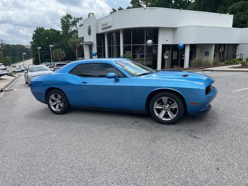 Used 2018 Dodge Challenger SXT w/ Blacktop Package RWD image 2