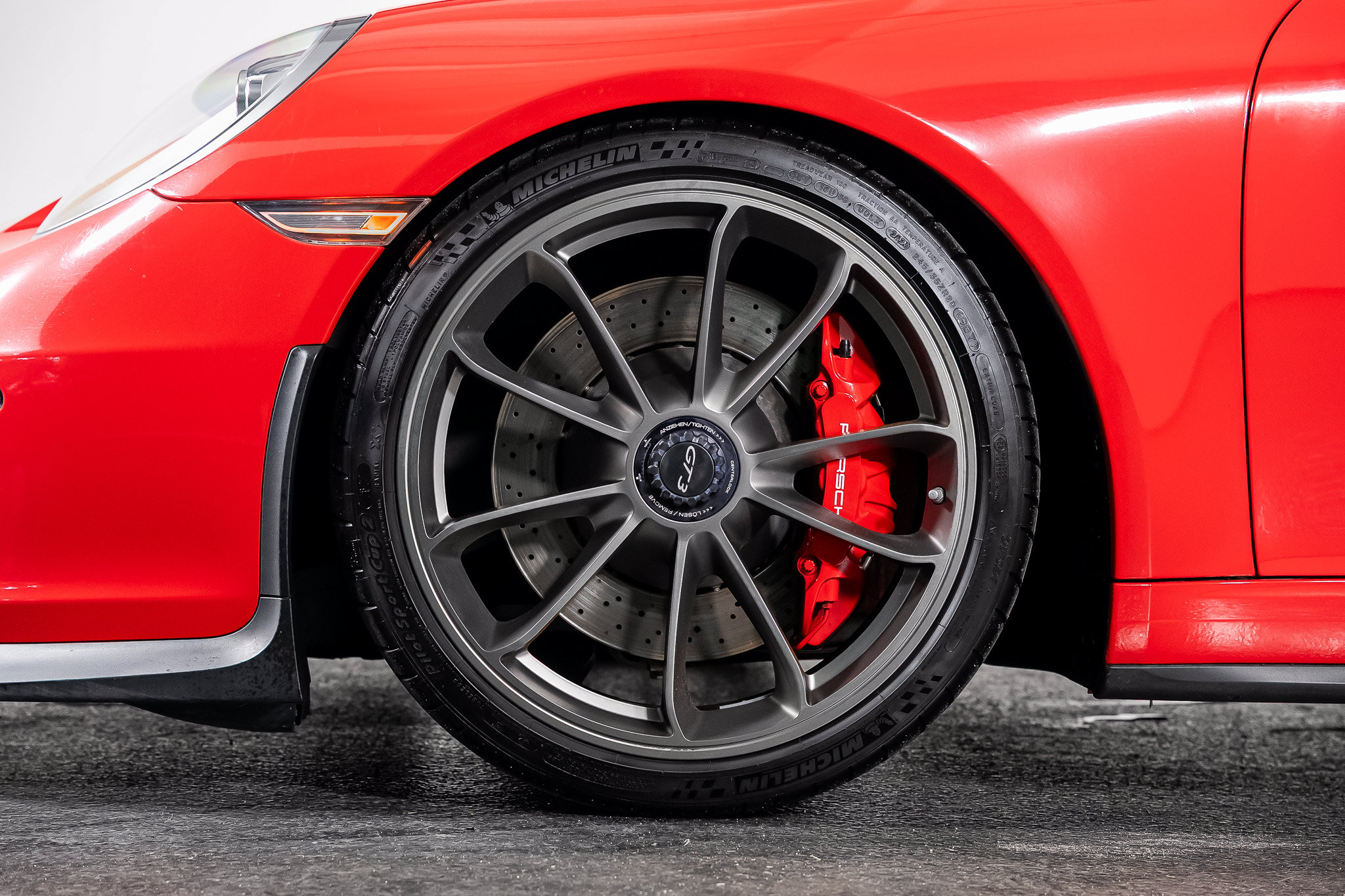 Used 2015 Porsche 911 GT3 RWD image 15
