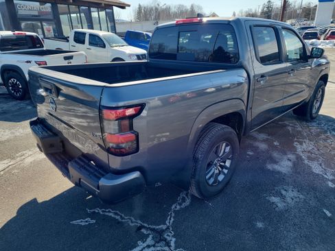 New 2026 Nissan Frontier SV image 8