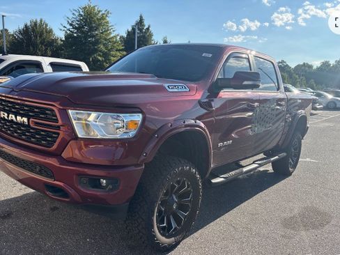 Used 2022 RAM 1500 Big Horn AWD/4WD image 2