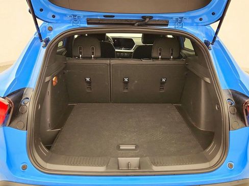 Used 2024 Chevrolet Trax RS image 21