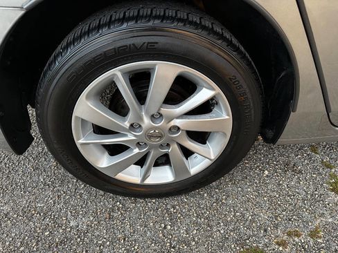 Used 2014 Nissan Sentra SV image 17