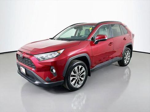 Certified 2019 Toyota RAV4 XLE Premium image 3