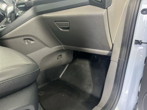 Used 2023 Ford Transit Connect XL image 35