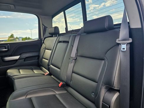 Used 2018 Chevrolet Silverado 1500 LT w/ All Star Edition AWD/4WD image 17