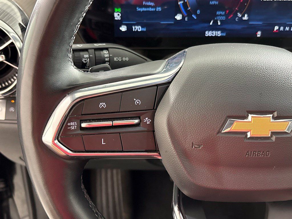 Used 2025 Chevrolet Equinox LT w/ Convenience Package II FWD image 31