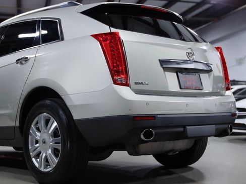Used 2014 Cadillac SRX Luxury w/ Driver Awareness Package image 14