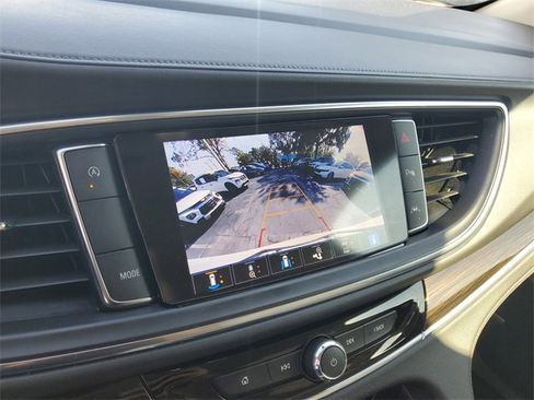 Used 2024 Buick Enclave Essence w/ Experience Buick Package image 20