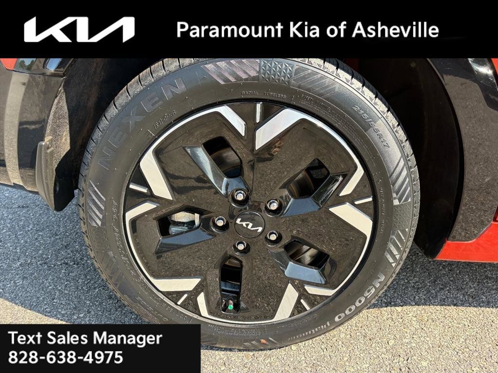 Certified 2023 Kia Niro Wind FWD image 30