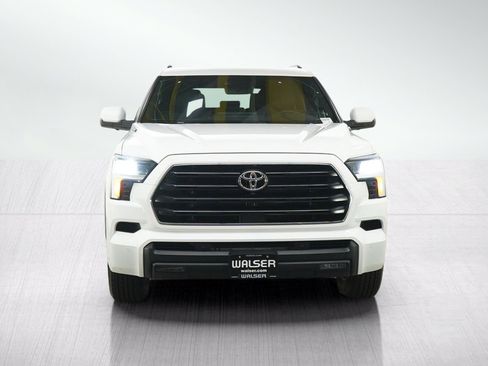 Used 2025 Toyota Sequoia SR5 w/ SR5 Premium Package AWD/4WD image 9