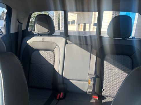 Used 2022 Chevrolet Colorado Z71 w/ Trail Boss Package image 27