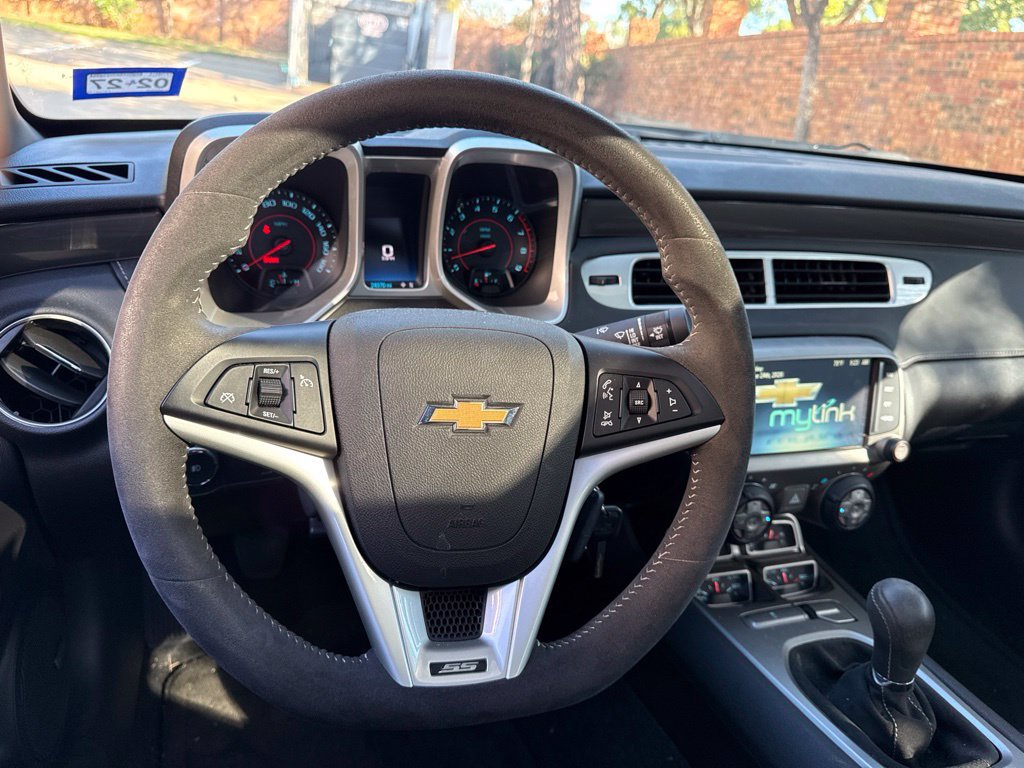 Used 2015 Chevrolet Camaro SS w/ SS Performance Package RWD image 20