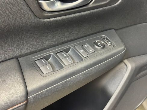 Used 2025 Honda CR-V Sport image 15