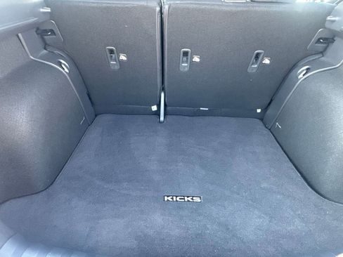 Certified 2025 Nissan Kicks Play S FWD image 33