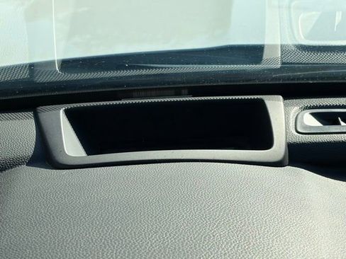 Used 2018 Honda Accord Touring image 6