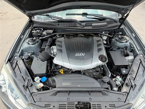 Used 2015 Hyundai Genesis 3.8 RWD image 19