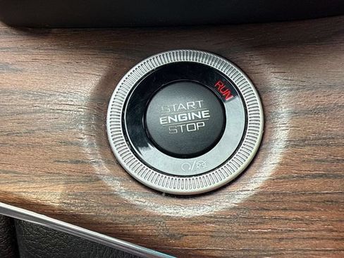 Used 2022 Jeep Grand Cherokee Summit w/ Adv Protech Group IV AWD/4WD image 22