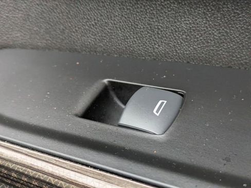 Used 2022 Chevrolet Silverado 3500 LT w/ Convenience Package image 36