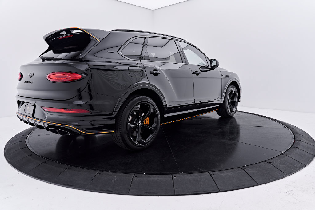 Used 2025 Bentley Bentayga AWD/4WD image 15