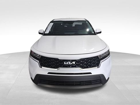 Used 2023 Kia Sorento LX FWD image 10